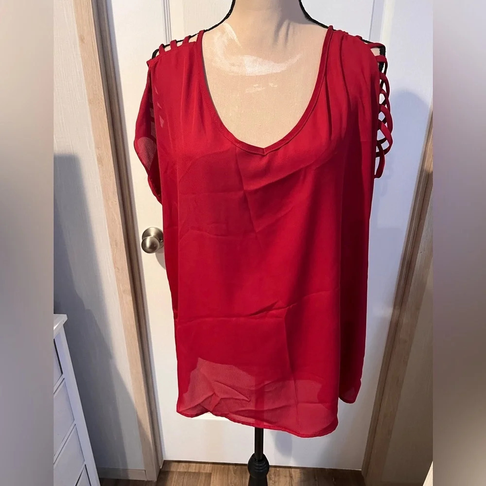 Classic fashion collection sz XL red top with shoulder cut out